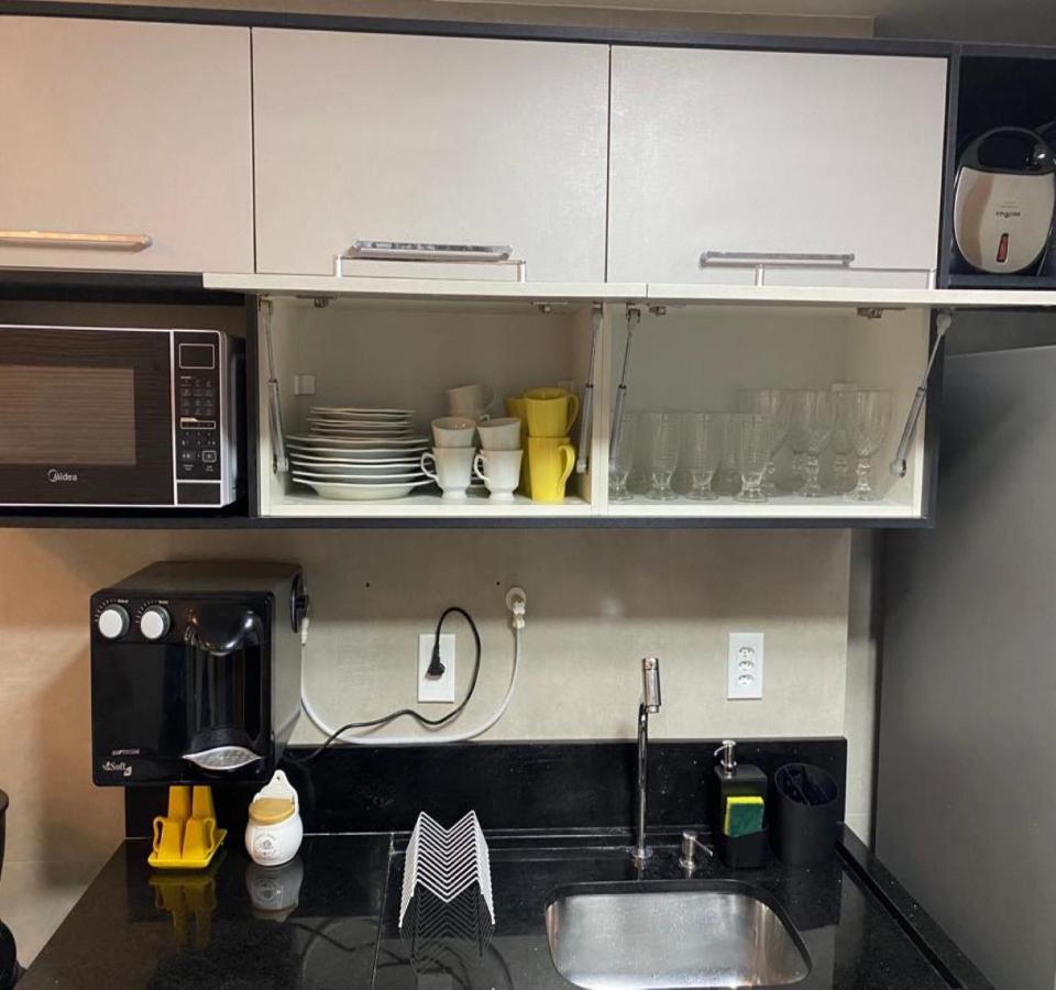 Excelente Localizacao Na Barra -Climatizado-Garagem Apartman Salvador Kültér fotó