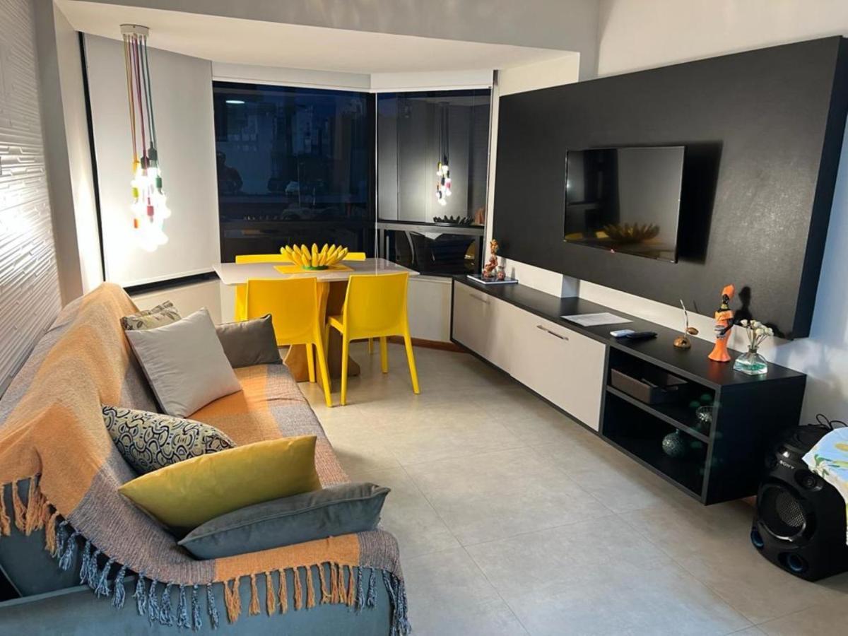 Excelente Localizacao Na Barra -Climatizado-Garagem Apartman Salvador Kültér fotó